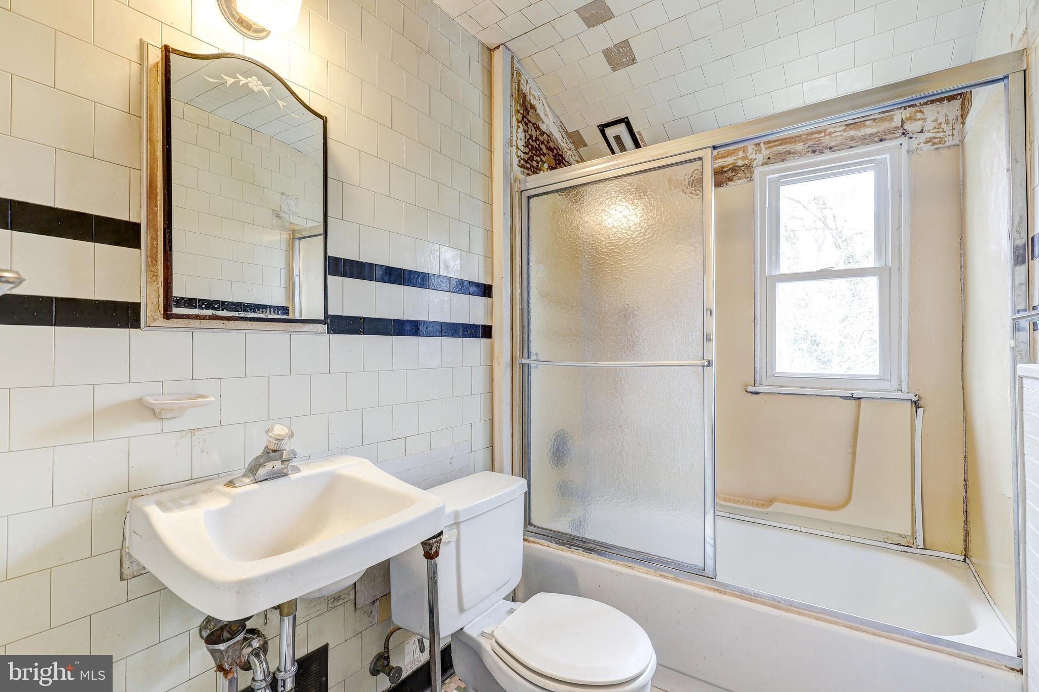 8613 Pleasant Plains Rd