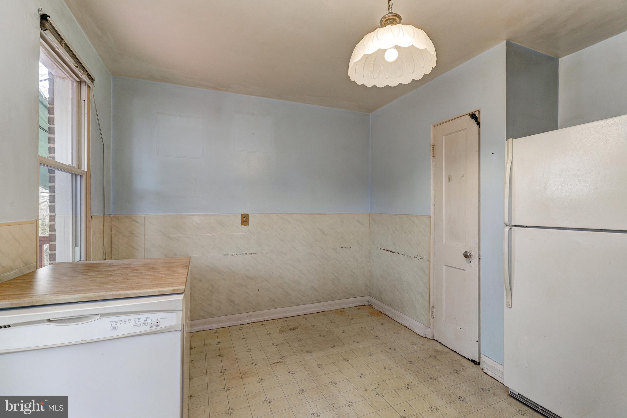 8613 Pleasant Plains Rd