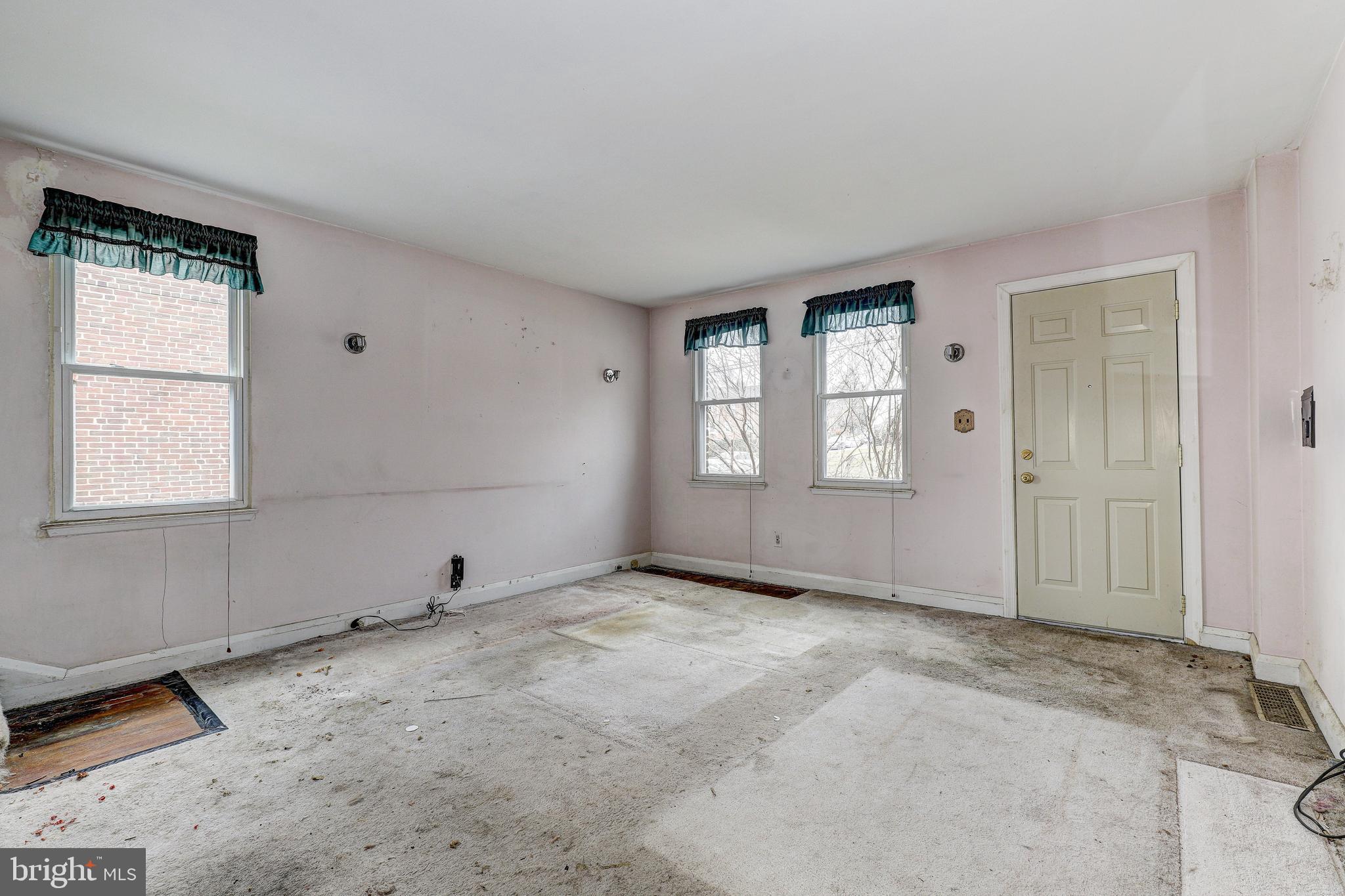 8613 Pleasant Plains Rd