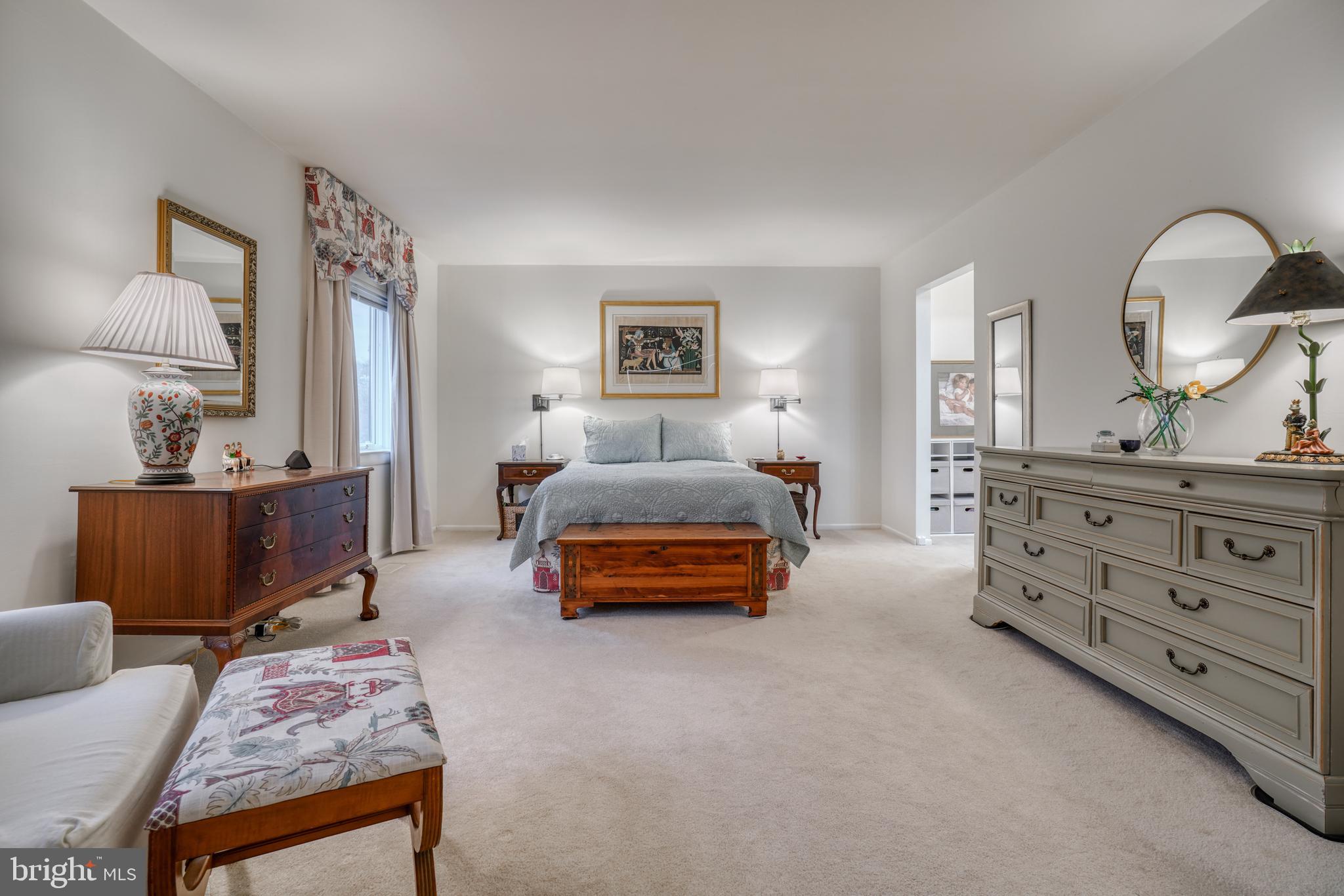 16 Lacosta Ct
