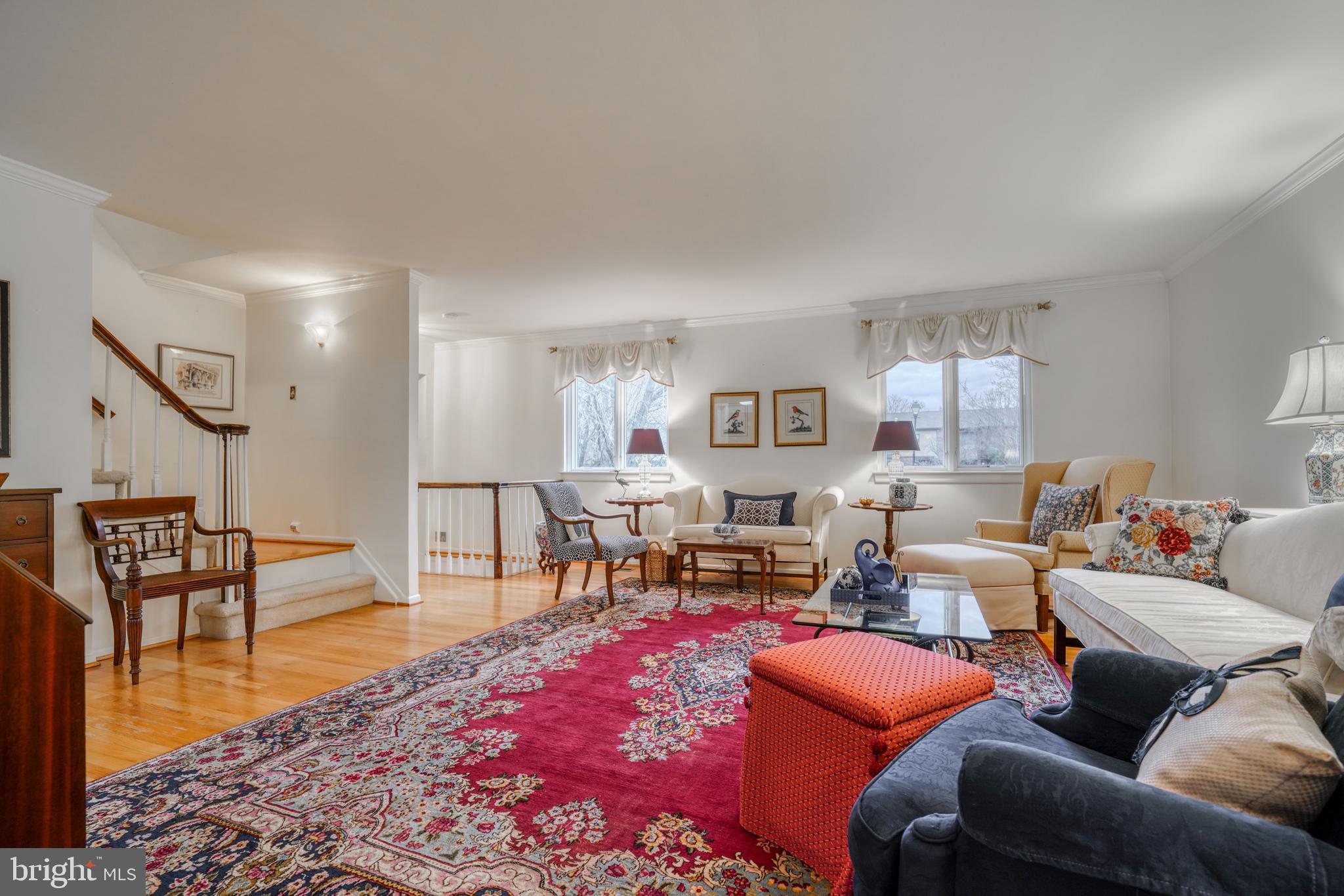 16 Lacosta Ct