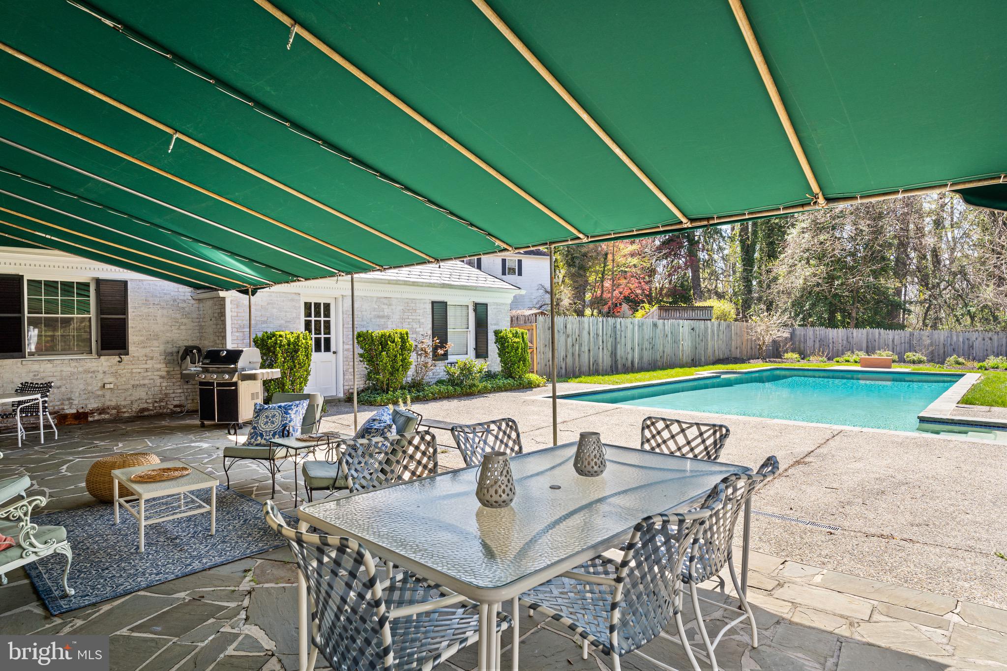 7505 Lhirondelle Club Rd