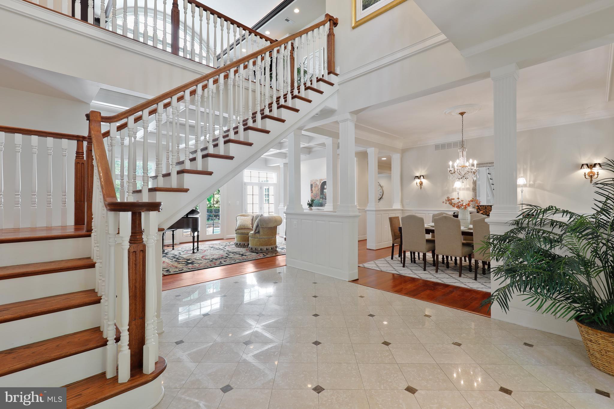 2218 Caves Rd