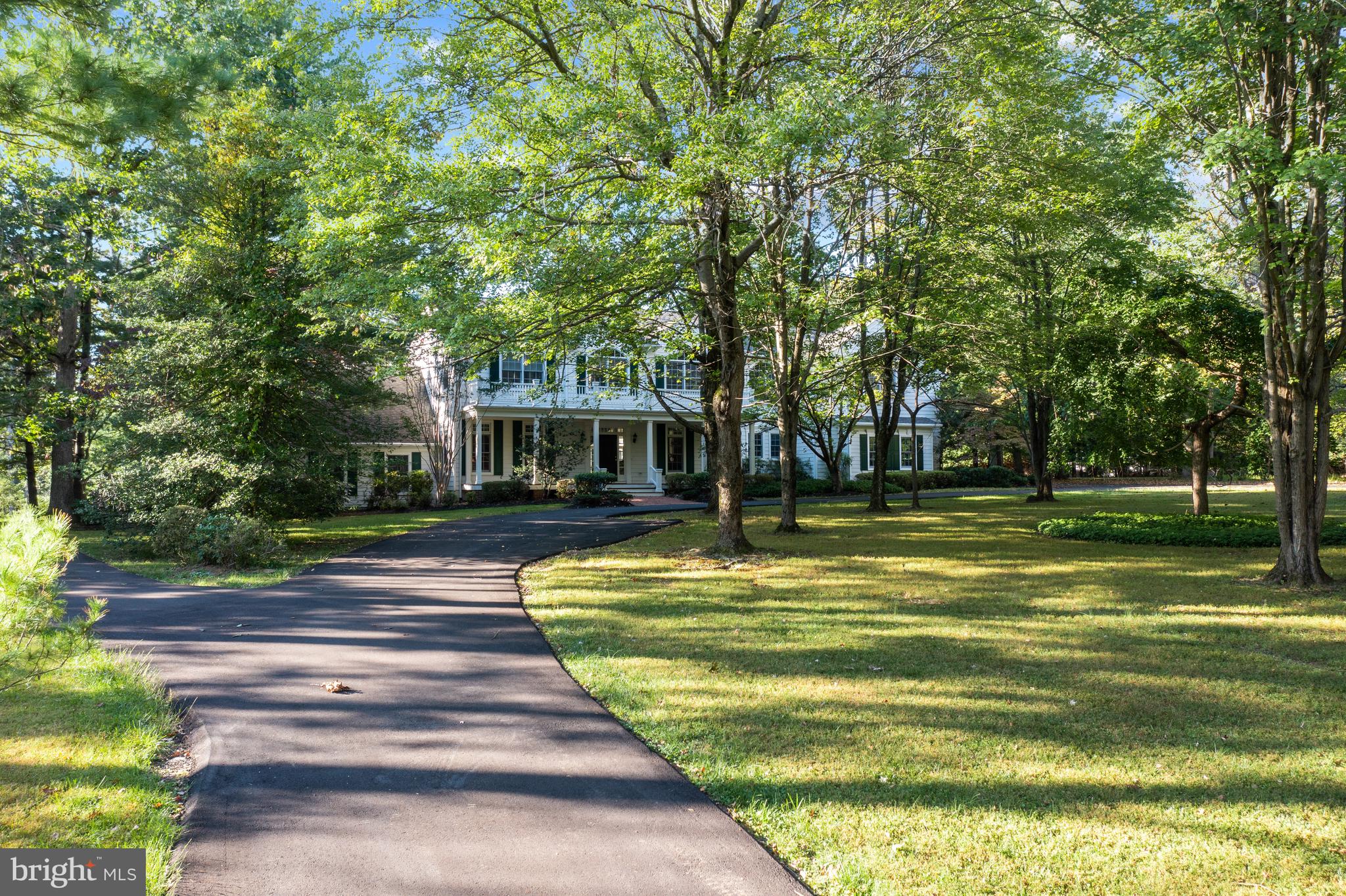 2218 Caves Rd