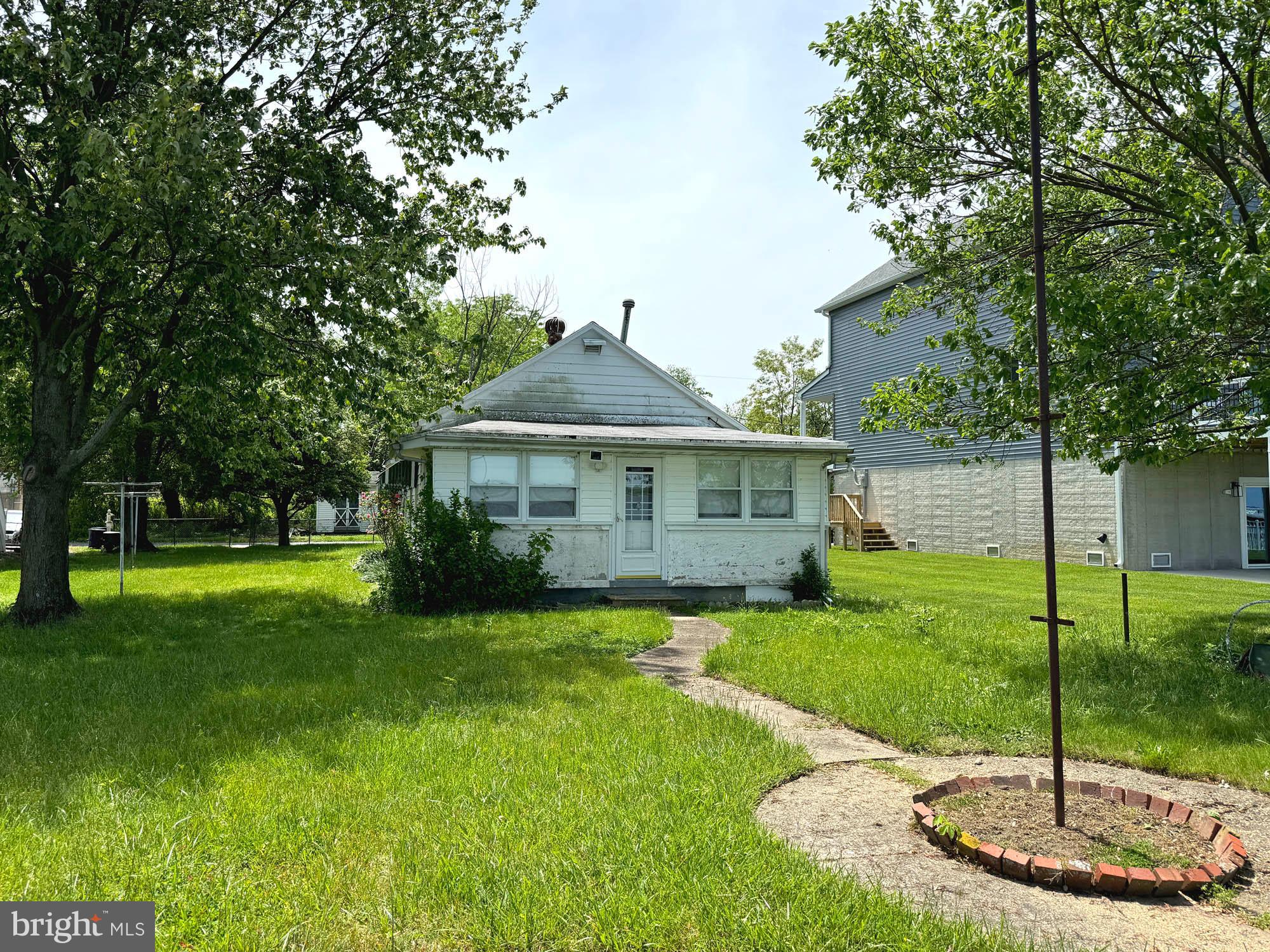 7607 Chesapeake Ave