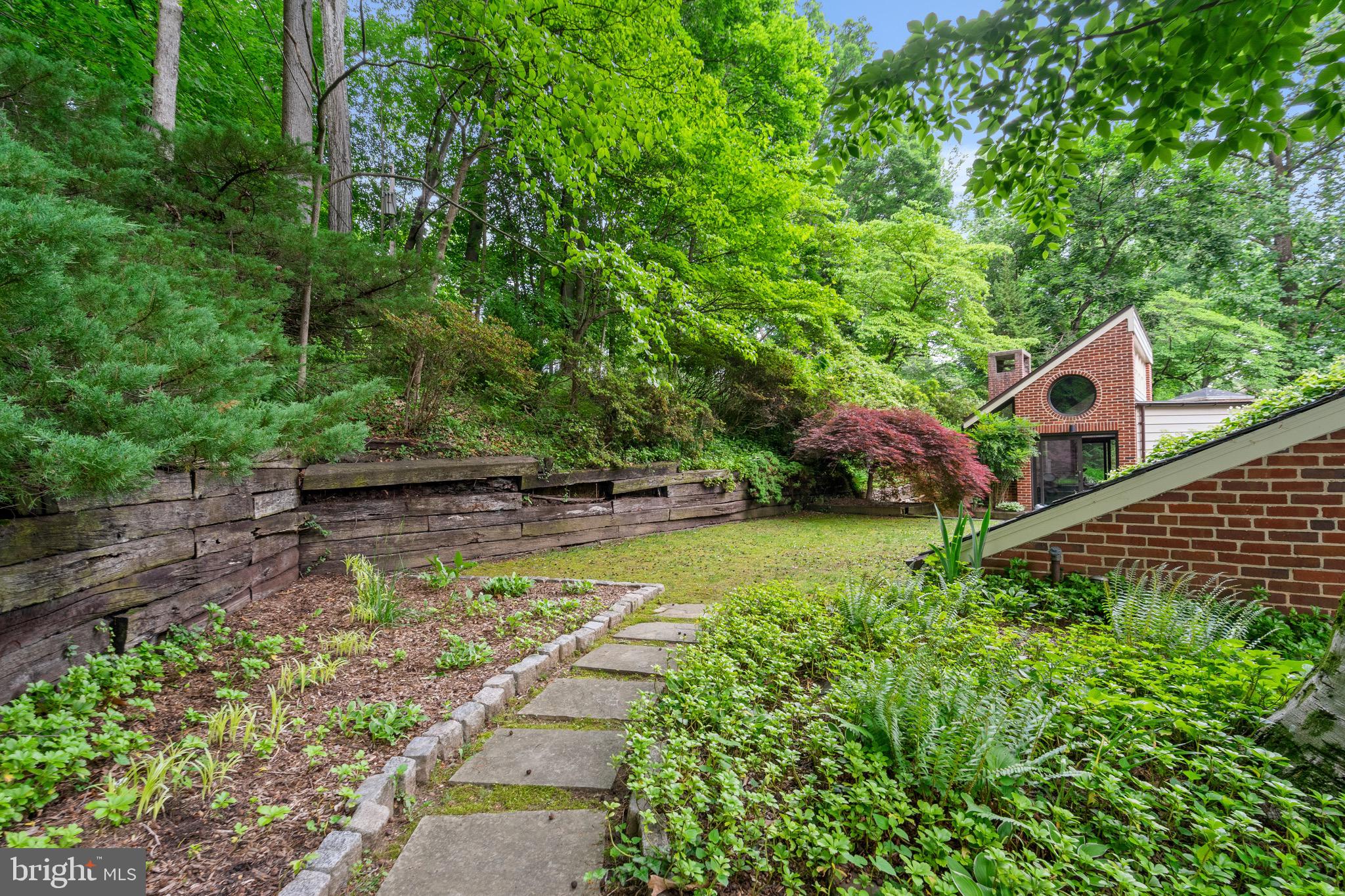 1104 Malvern Ave