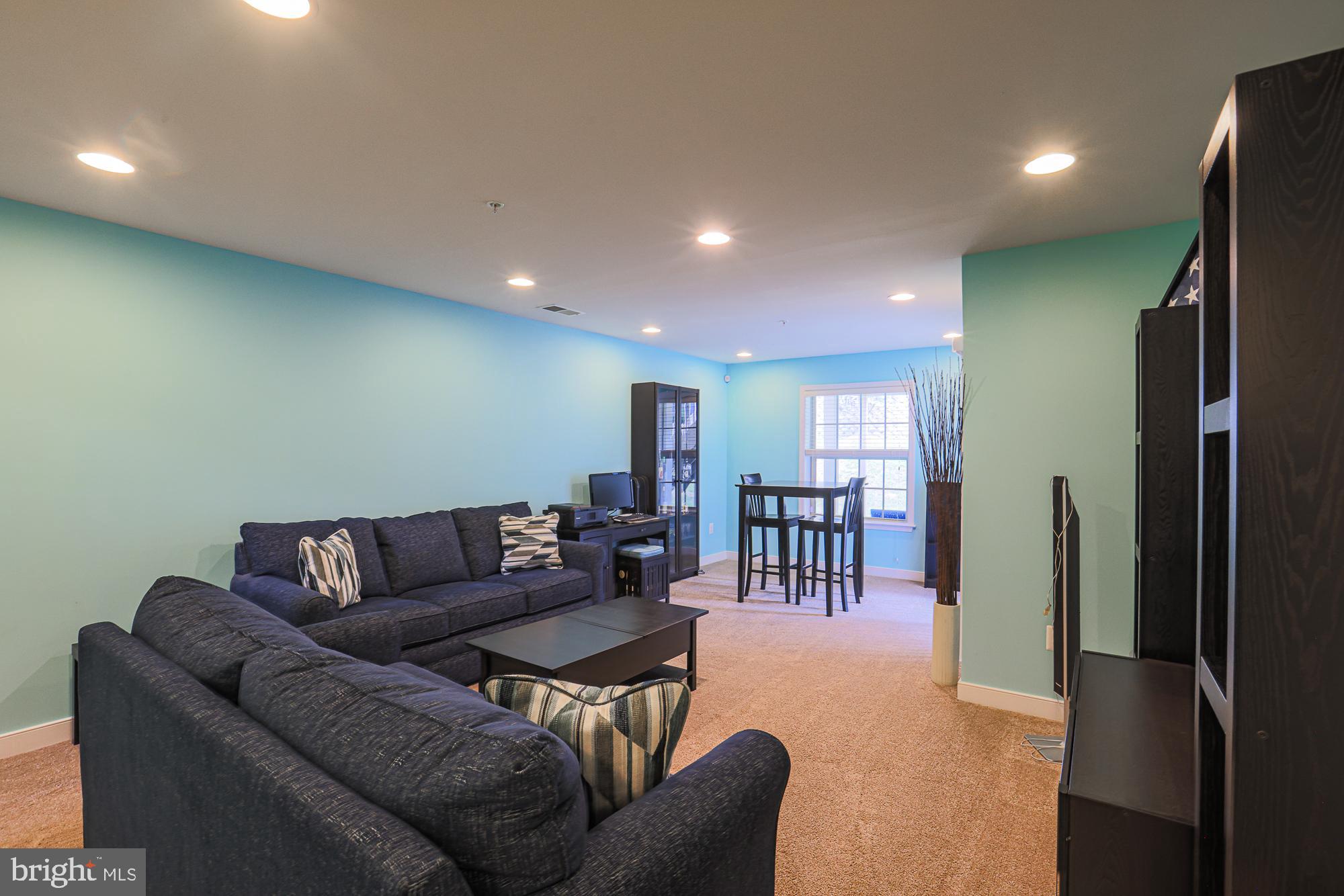 14034 Fox Hill Rd
