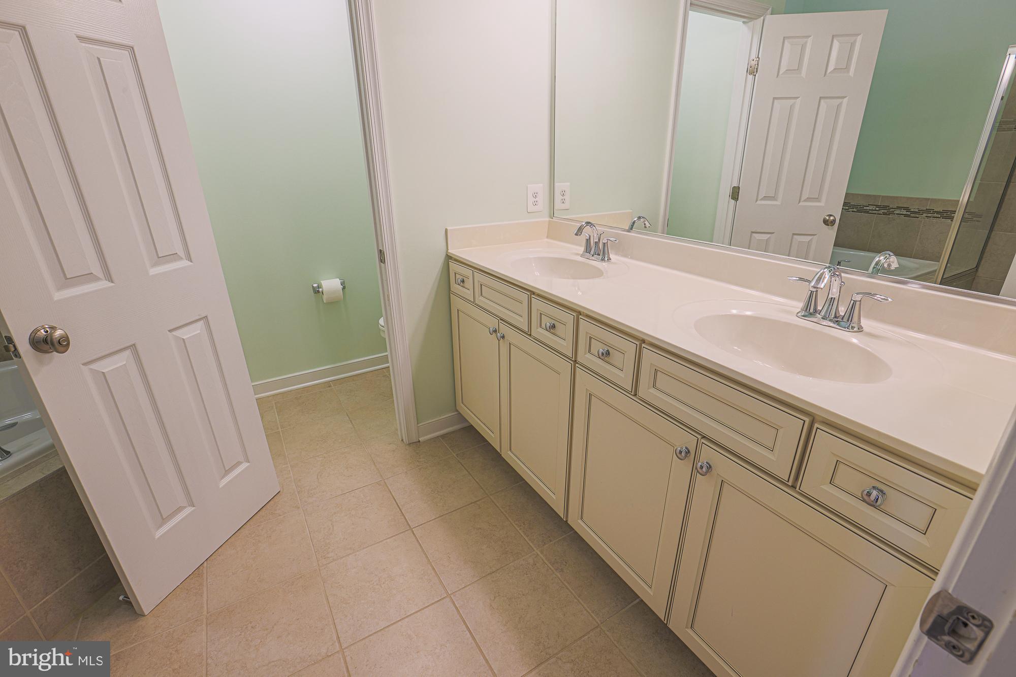14034 Fox Hill Rd