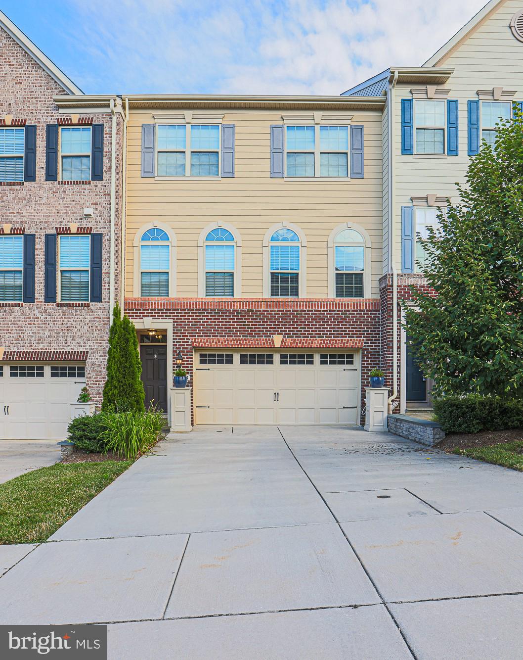 14034 Fox Hill Rd