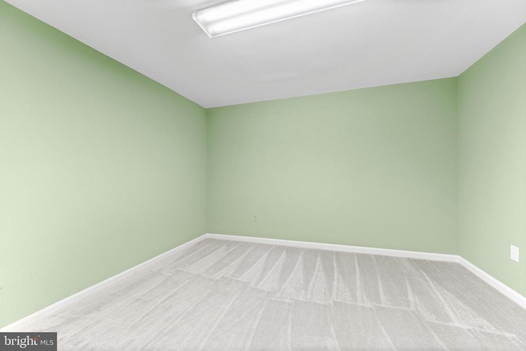 10 Silversage Ct