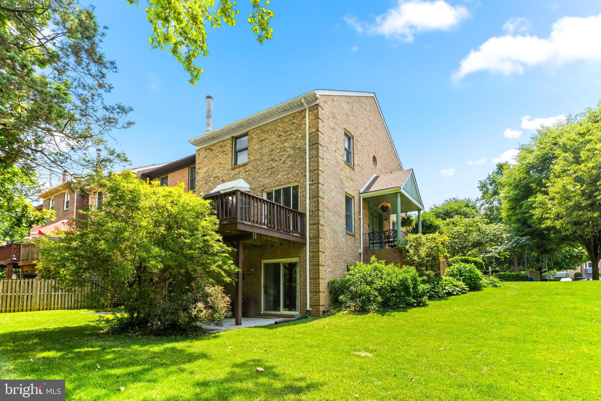 10 Silversage Ct