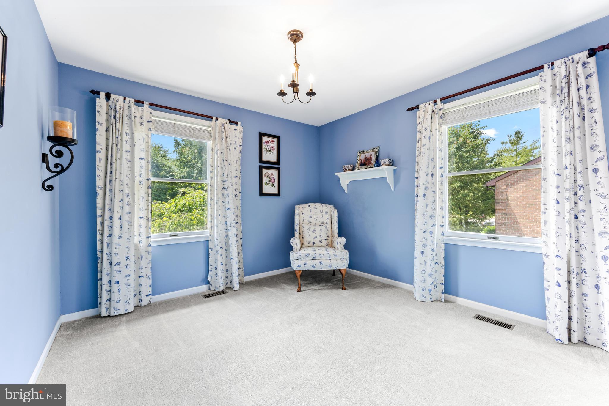 10 Silversage Ct