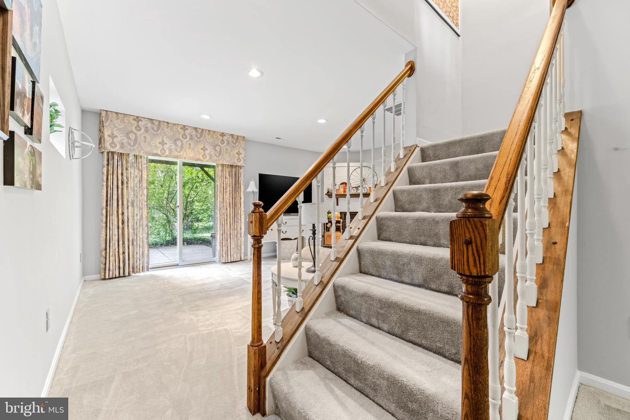 10 Silversage Ct