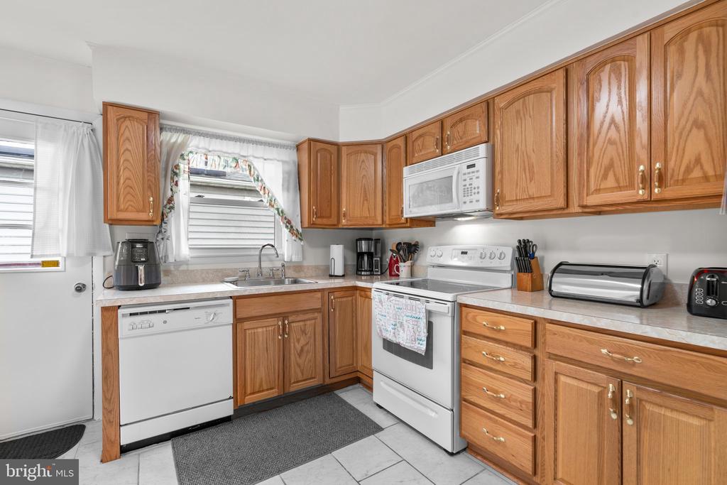 1023 Cummings Ave