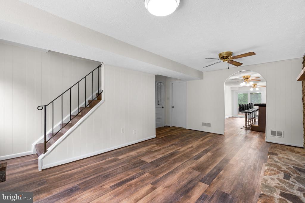 1023 Cummings Ave