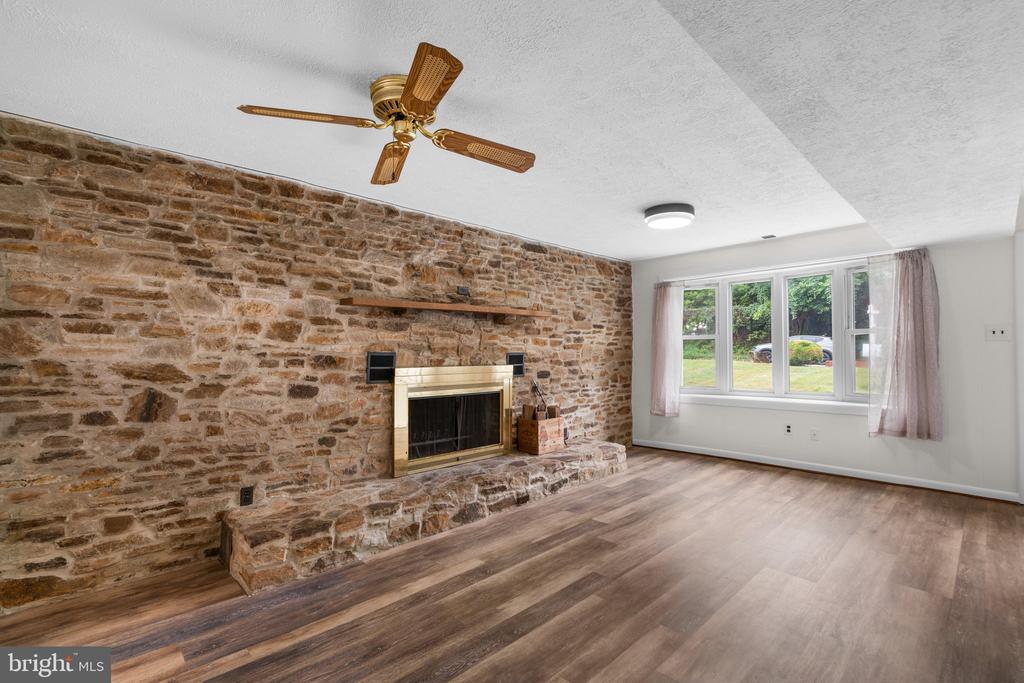 1023 Cummings Ave