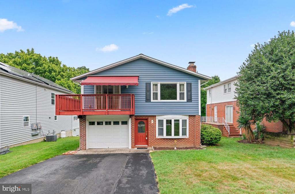 1023 Cummings Ave