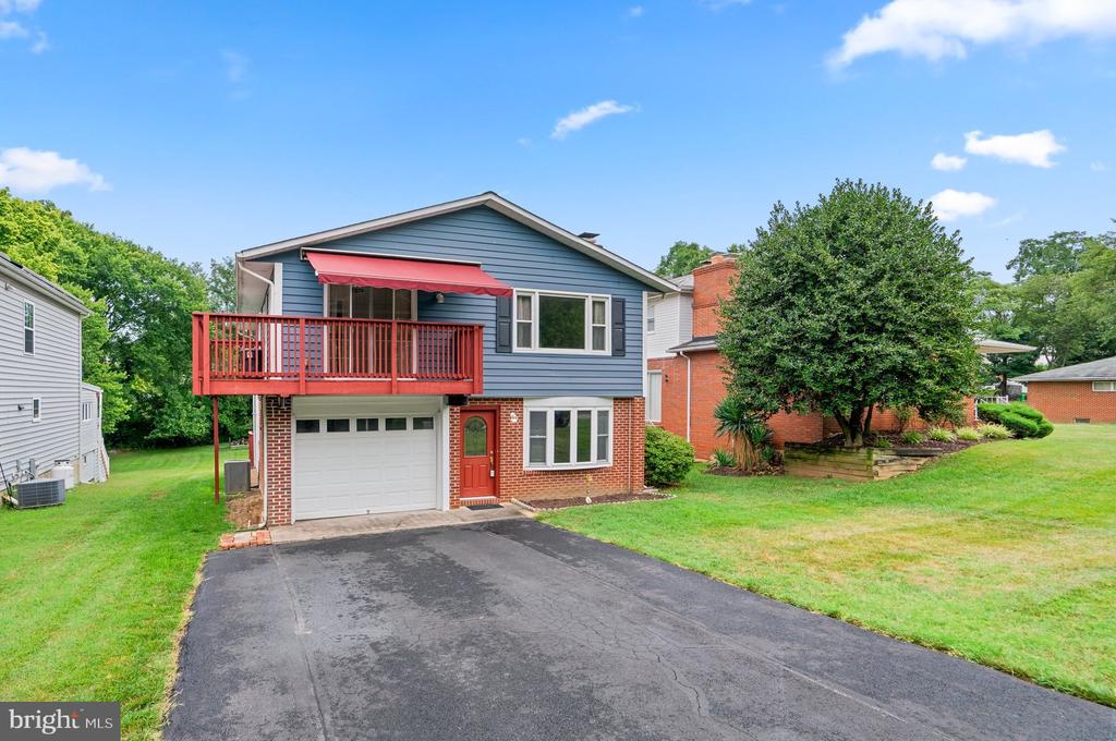 1023 Cummings Ave