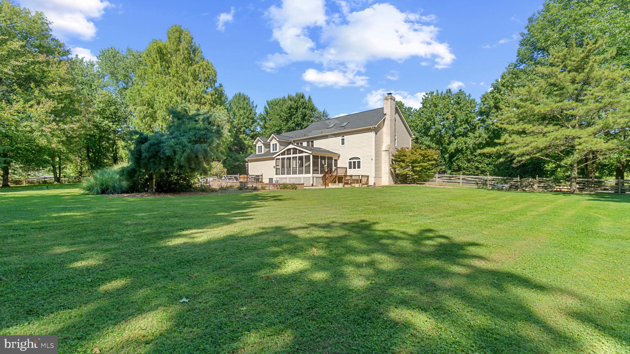 12502 Fellowship Ct