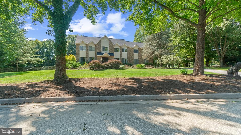 12502 Fellowship Ct