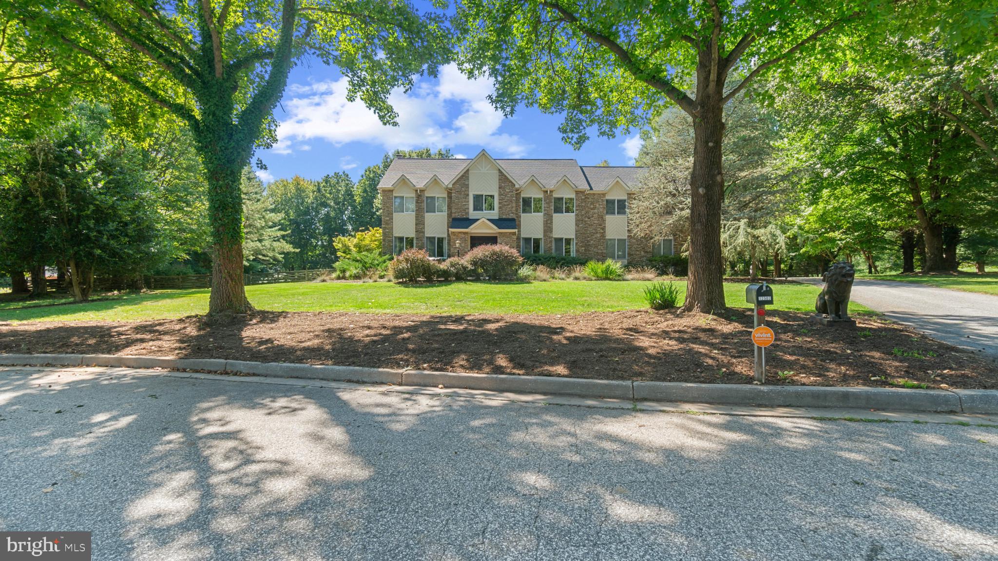12502 Fellowship Ct