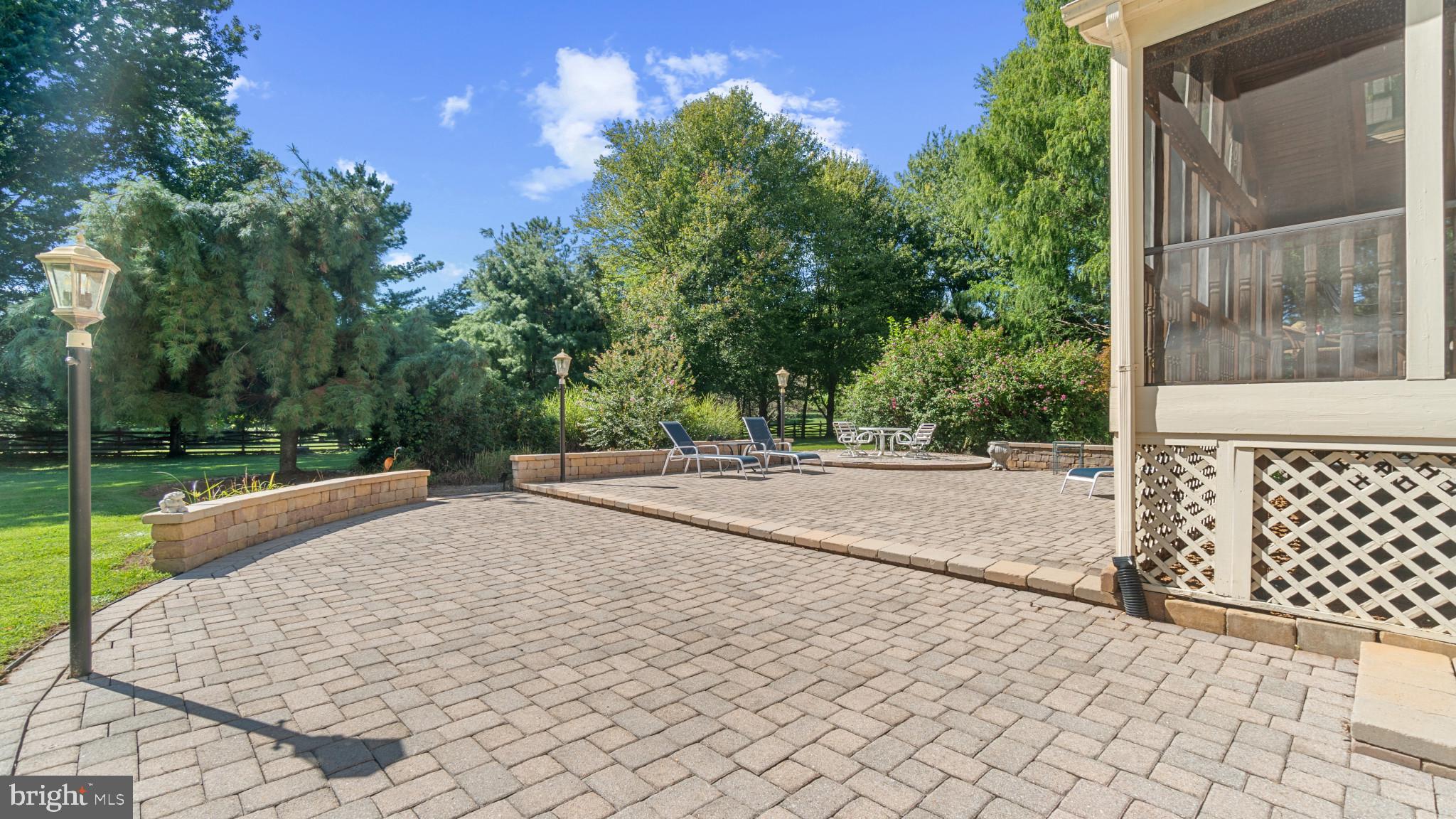 12502 Fellowship Ct