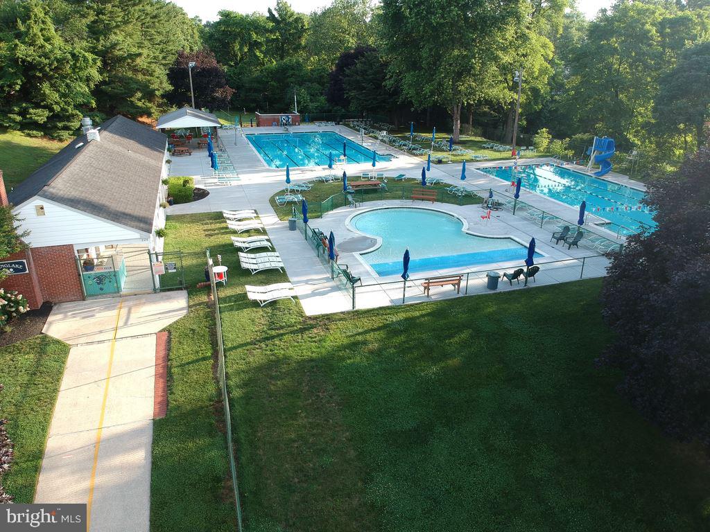 203 Abbeyhill Ct