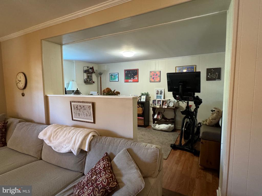 203 Abbeyhill Ct