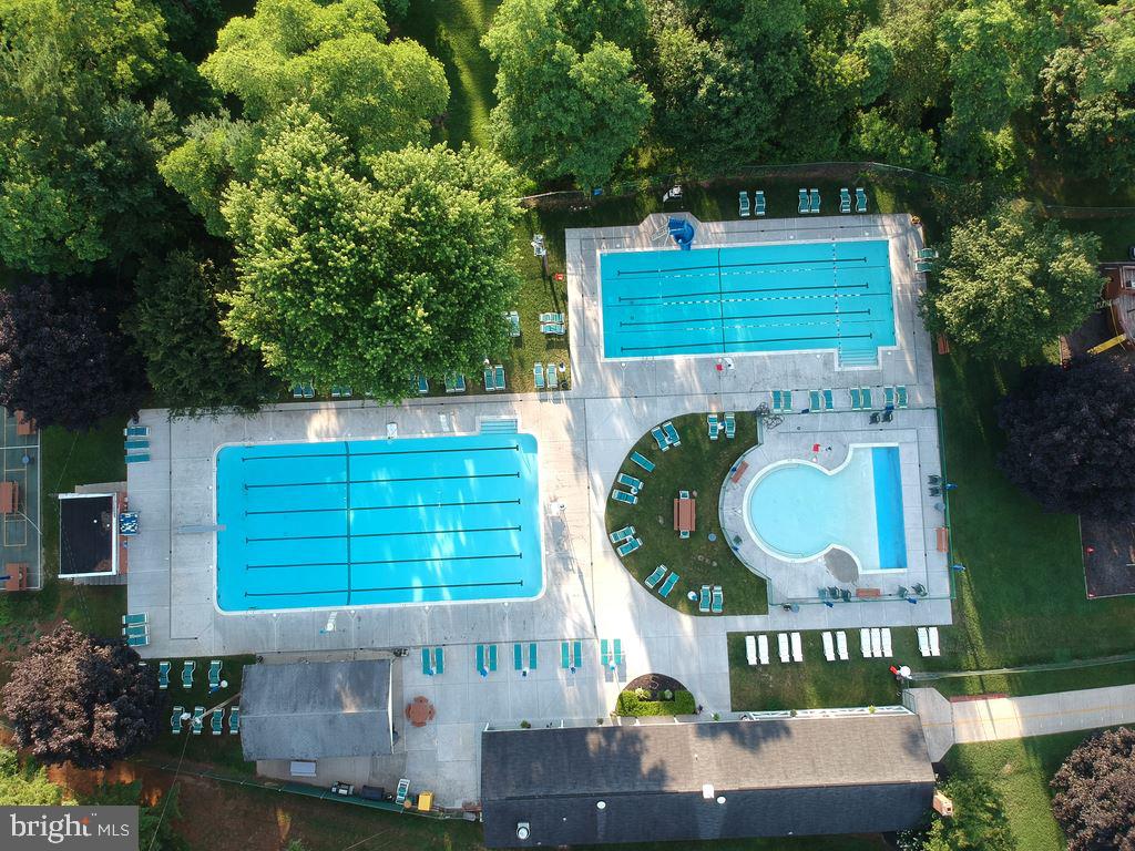 203 Abbeyhill Ct