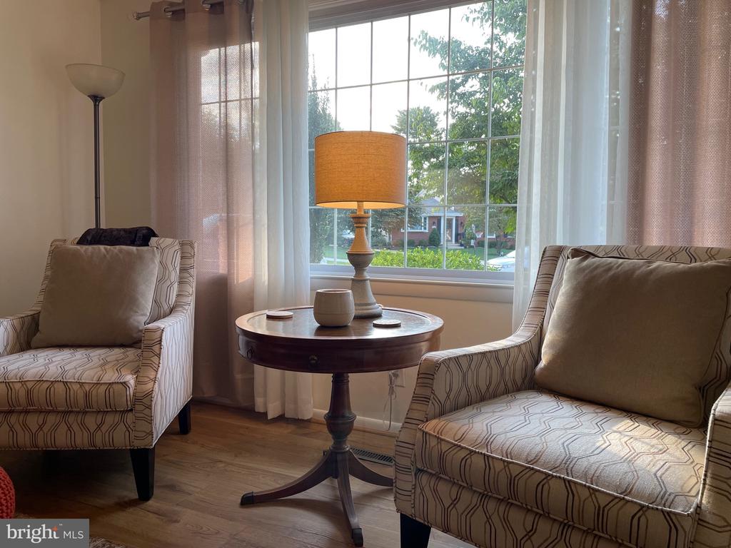 203 Abbeyhill Ct
