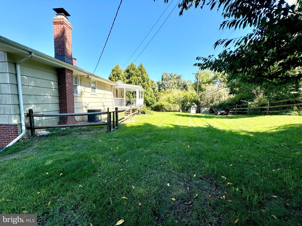 203 Abbeyhill Ct
