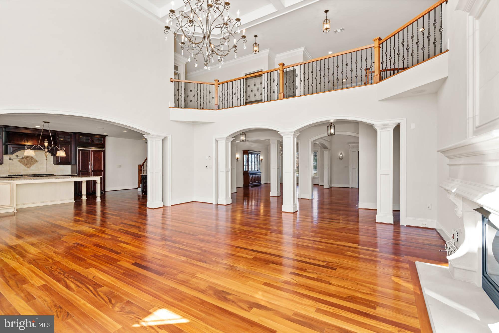 12210 Worthington