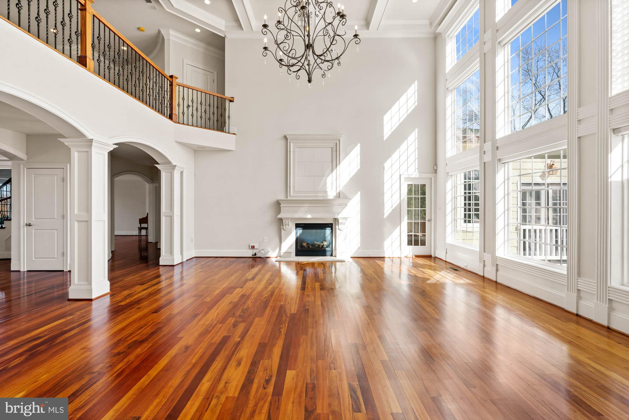 12210 Worthington