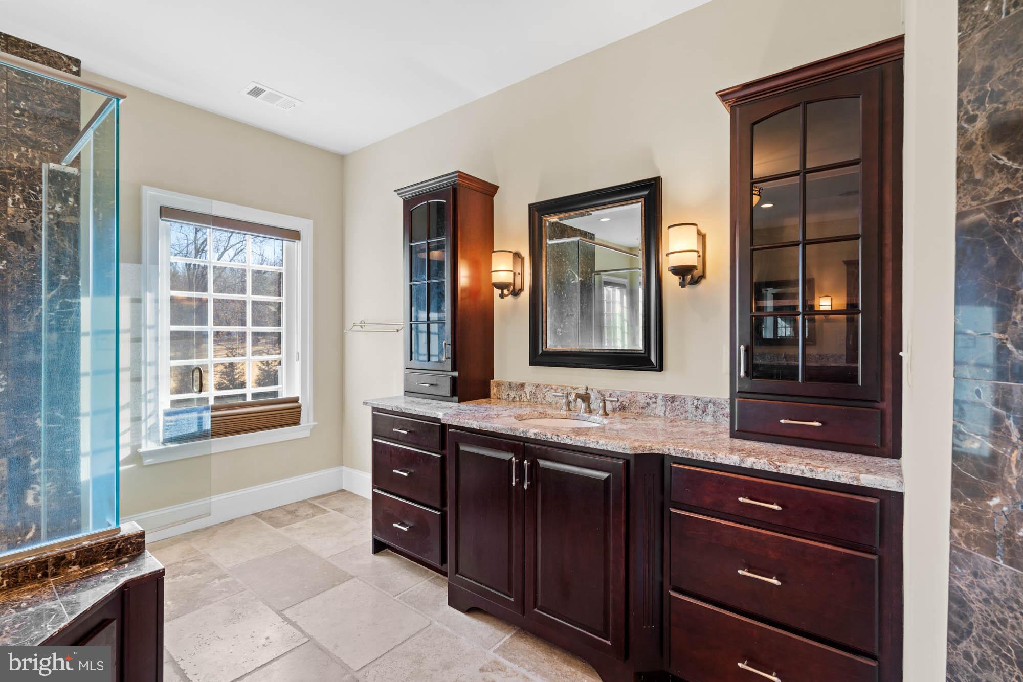 12210 Worthington