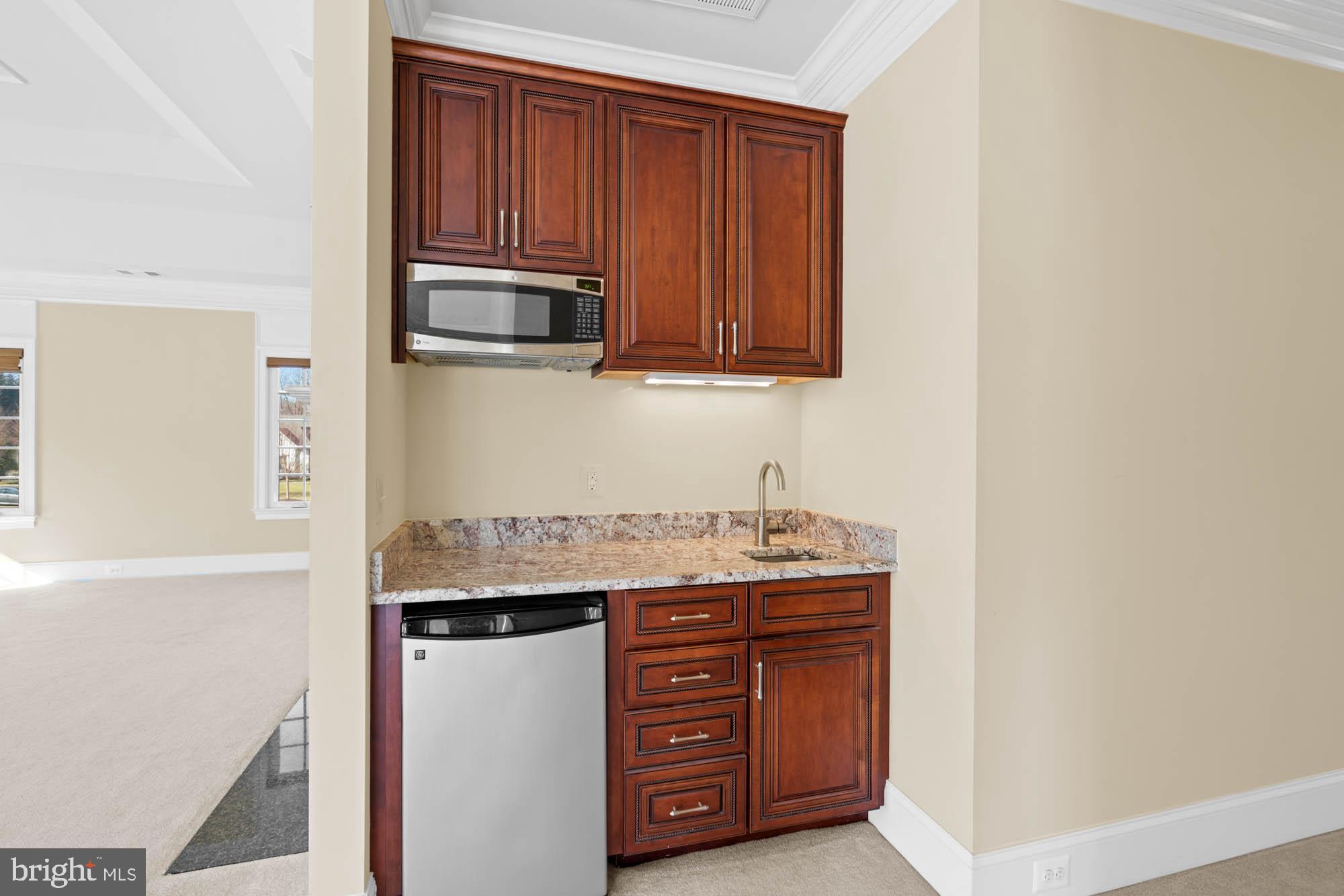 12210 Worthington