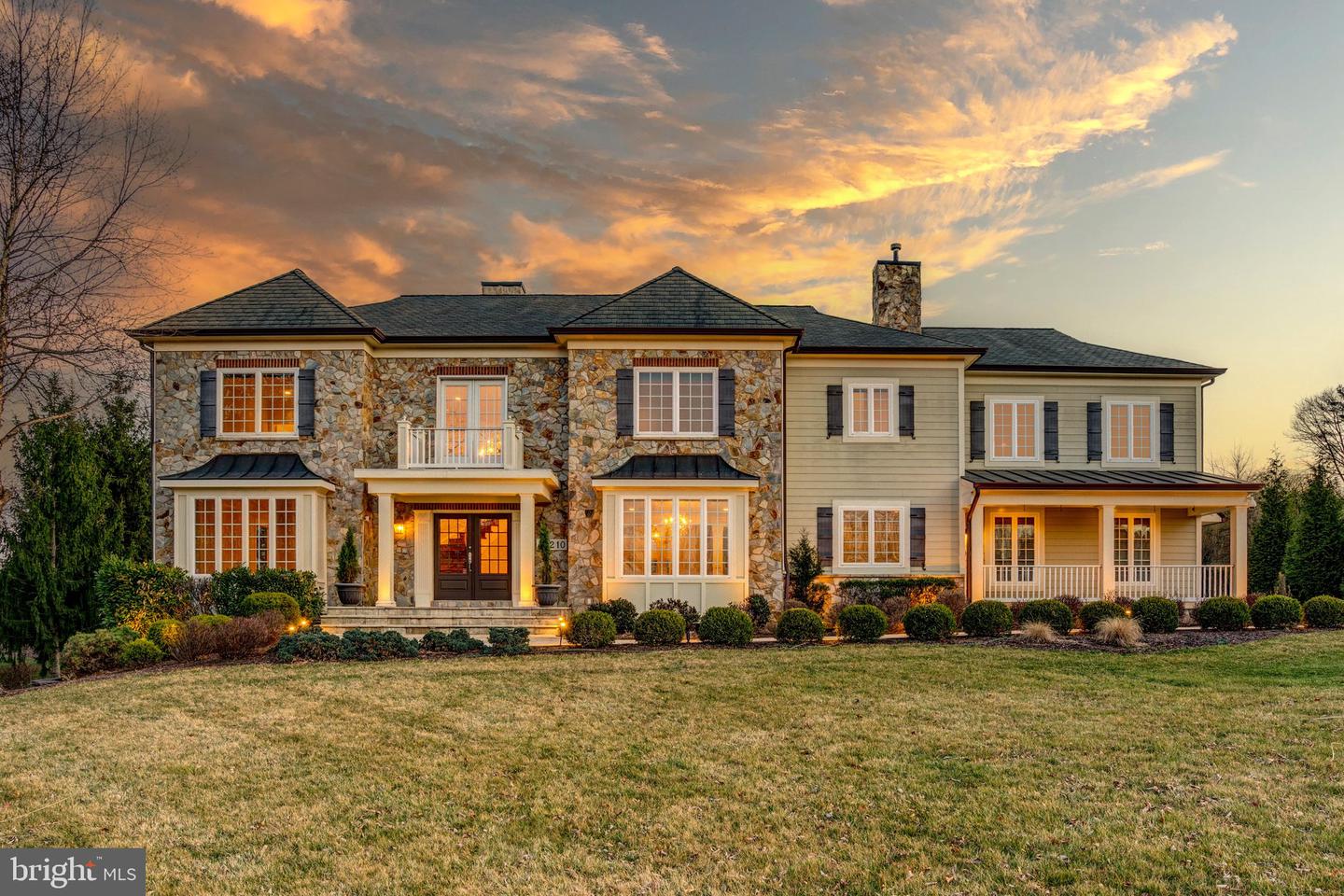 12210 Worthington