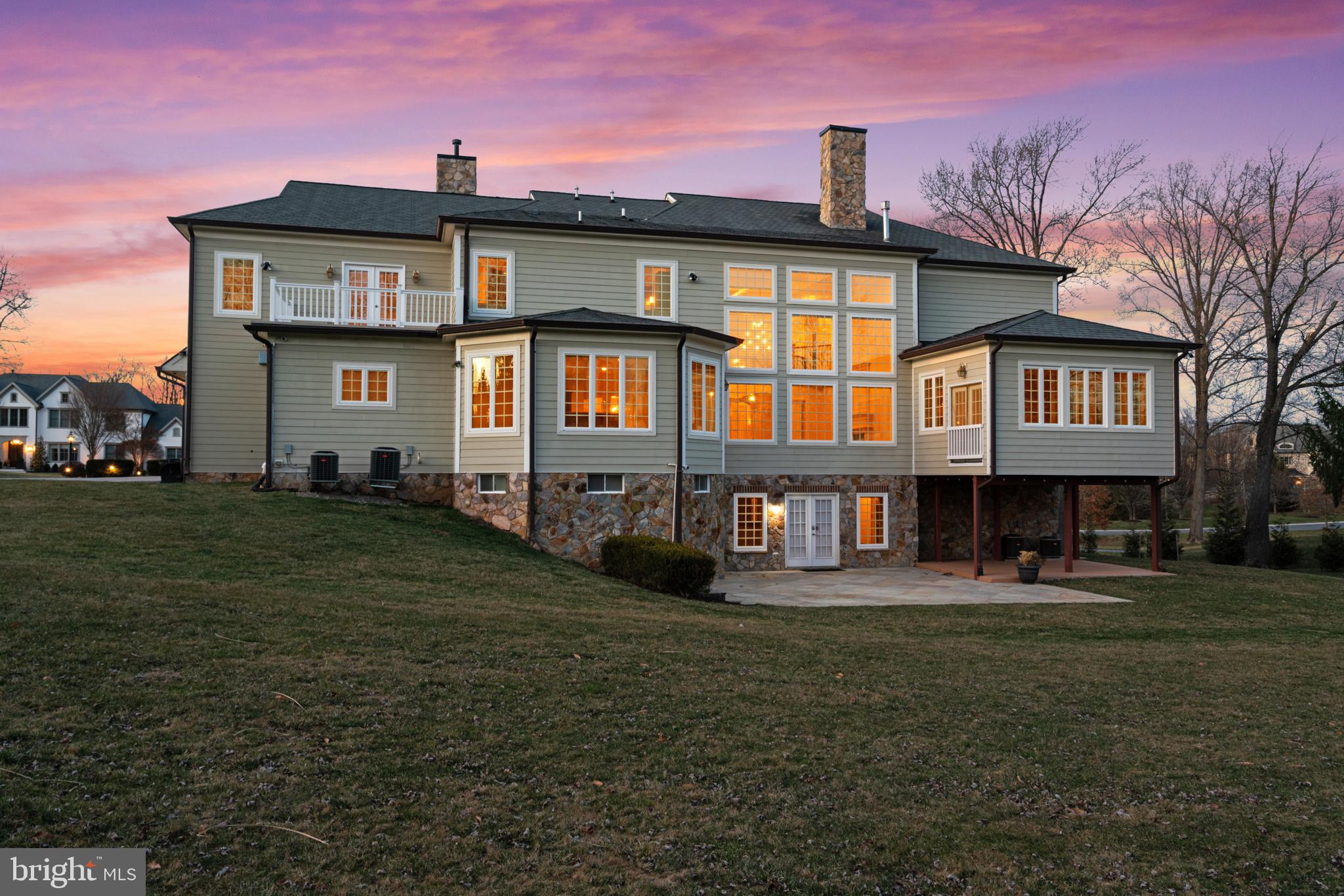 12210 Worthington
