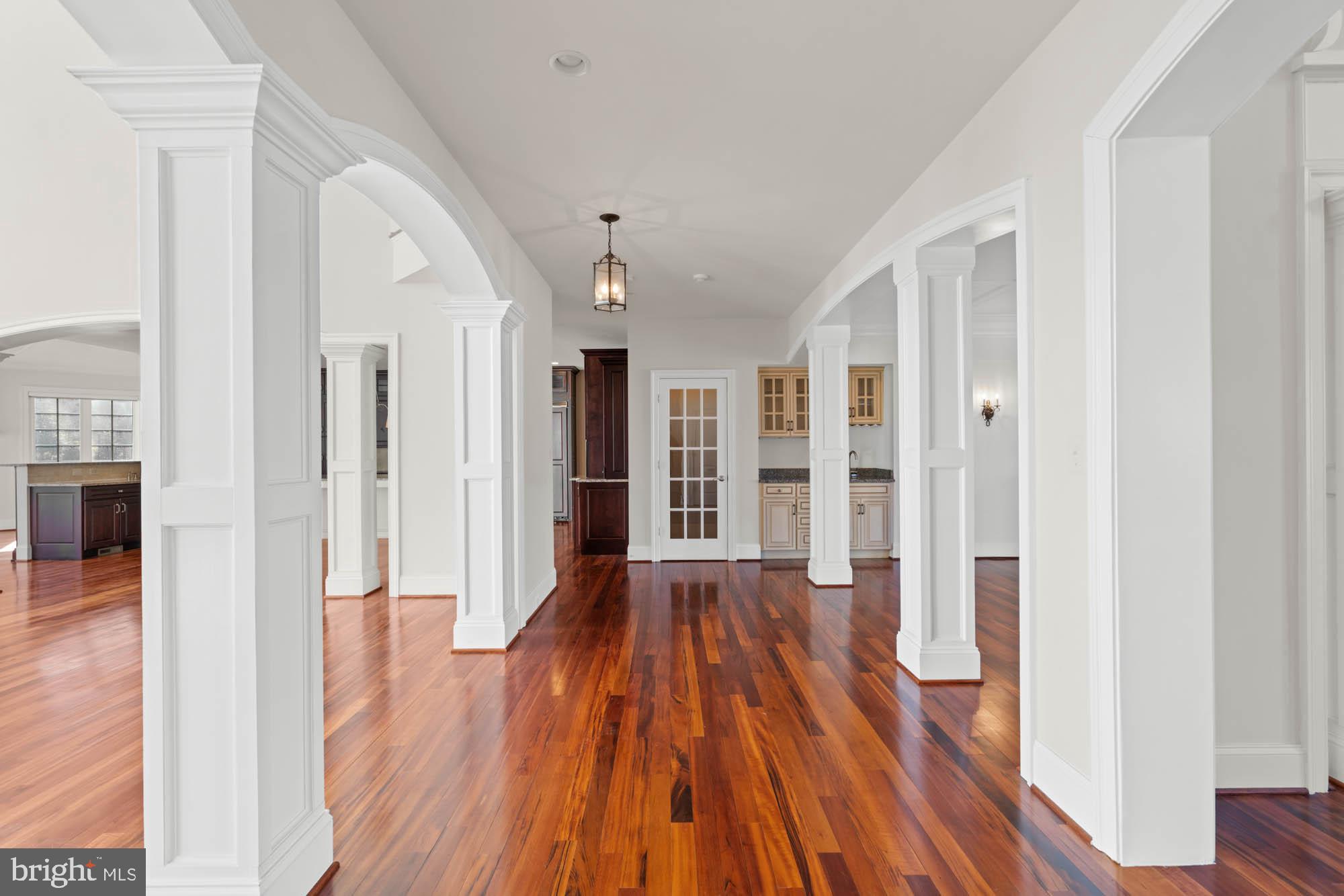 12210 Worthington