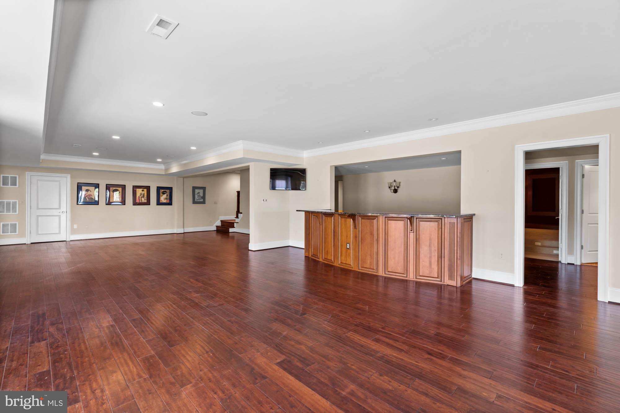 12210 Worthington