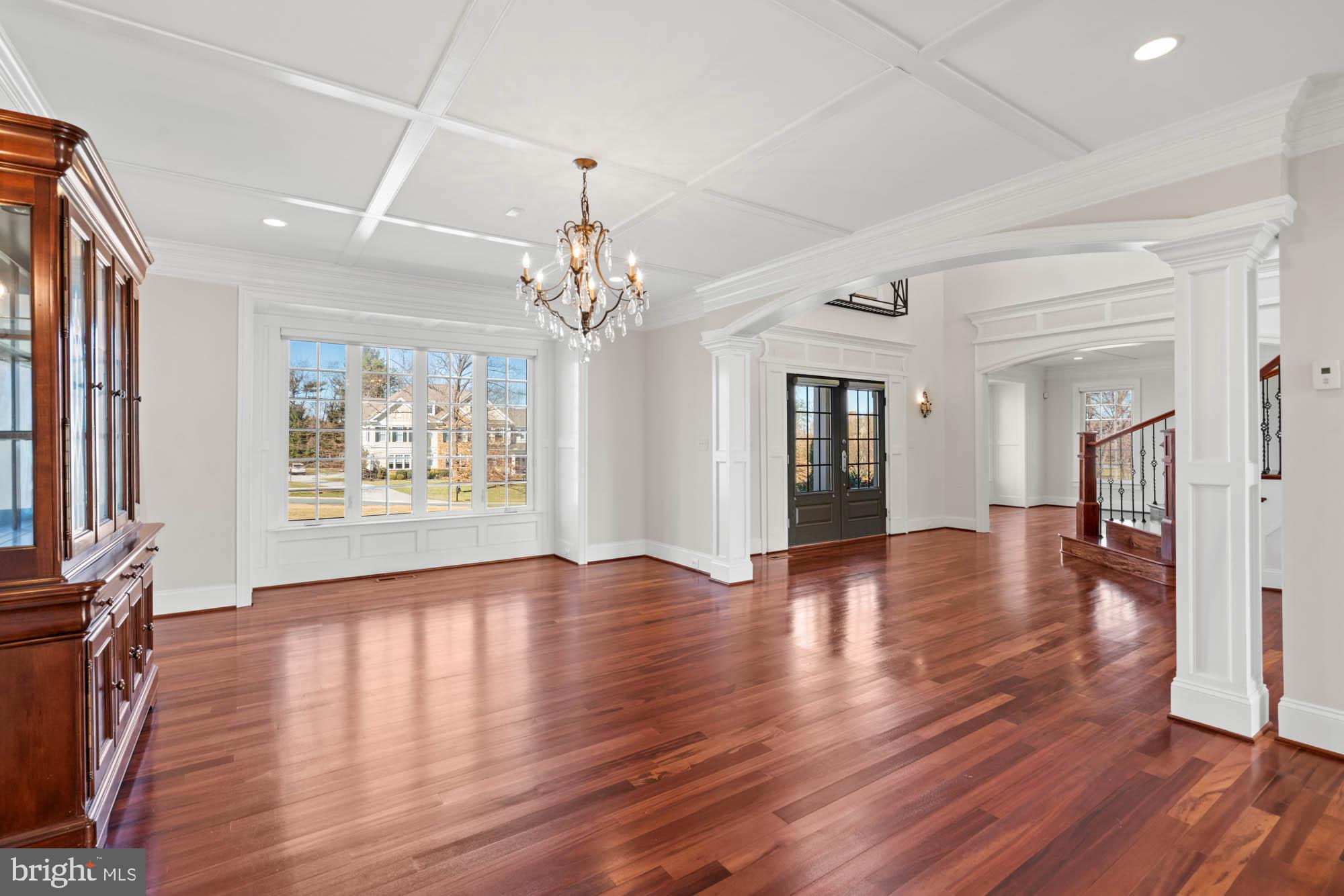 12210 Worthington