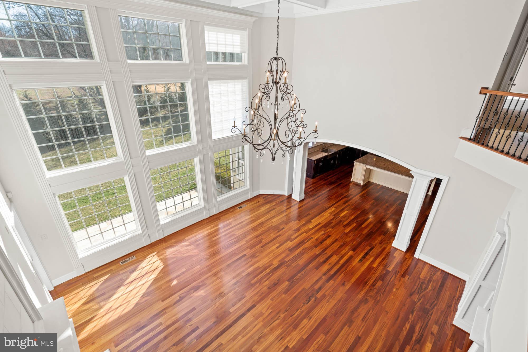 12210 Worthington