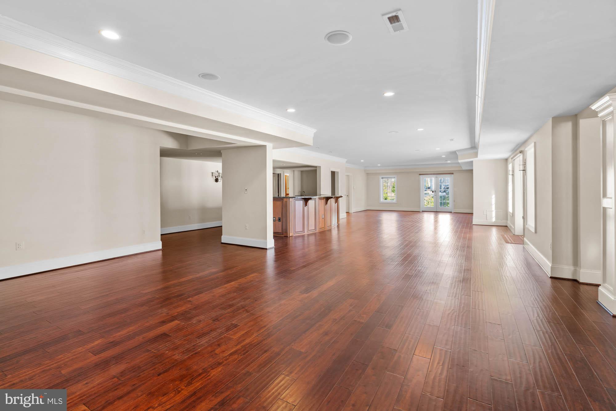 12210 Worthington