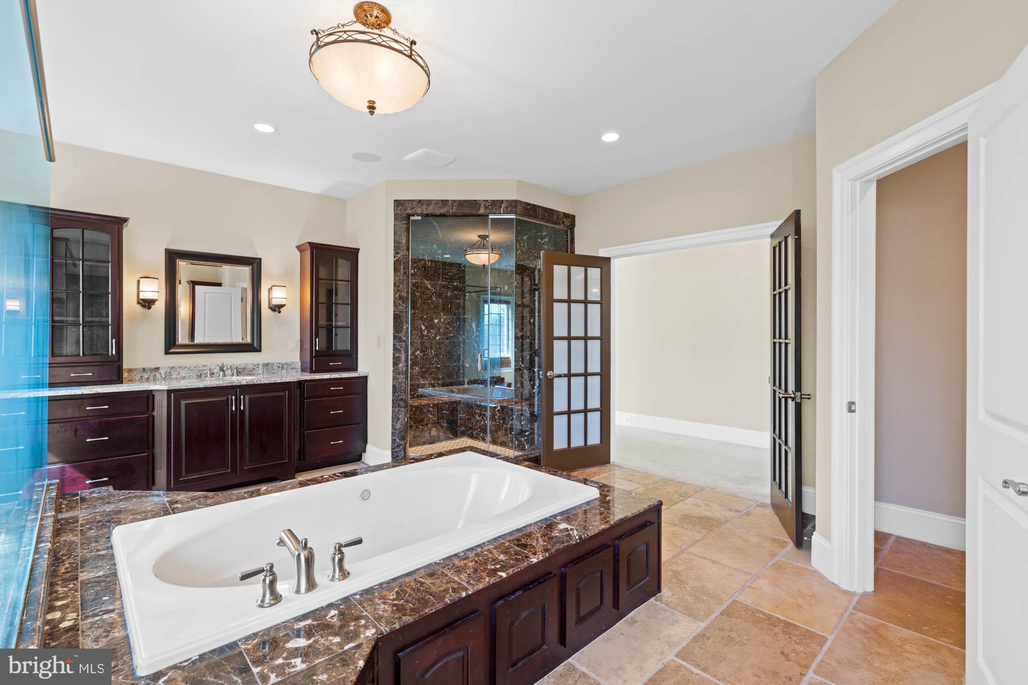 12210 Worthington