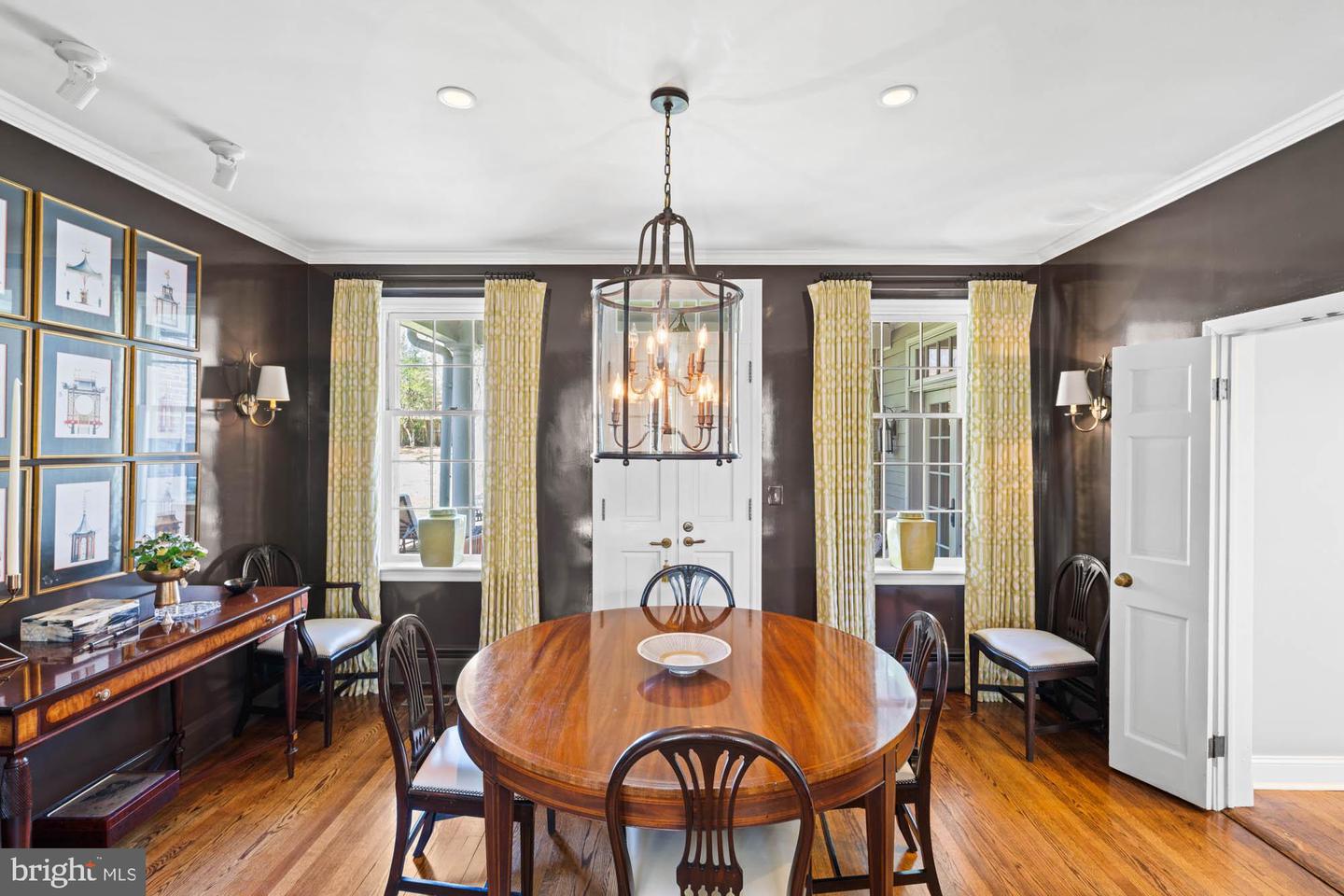 4 Chittenden Ln