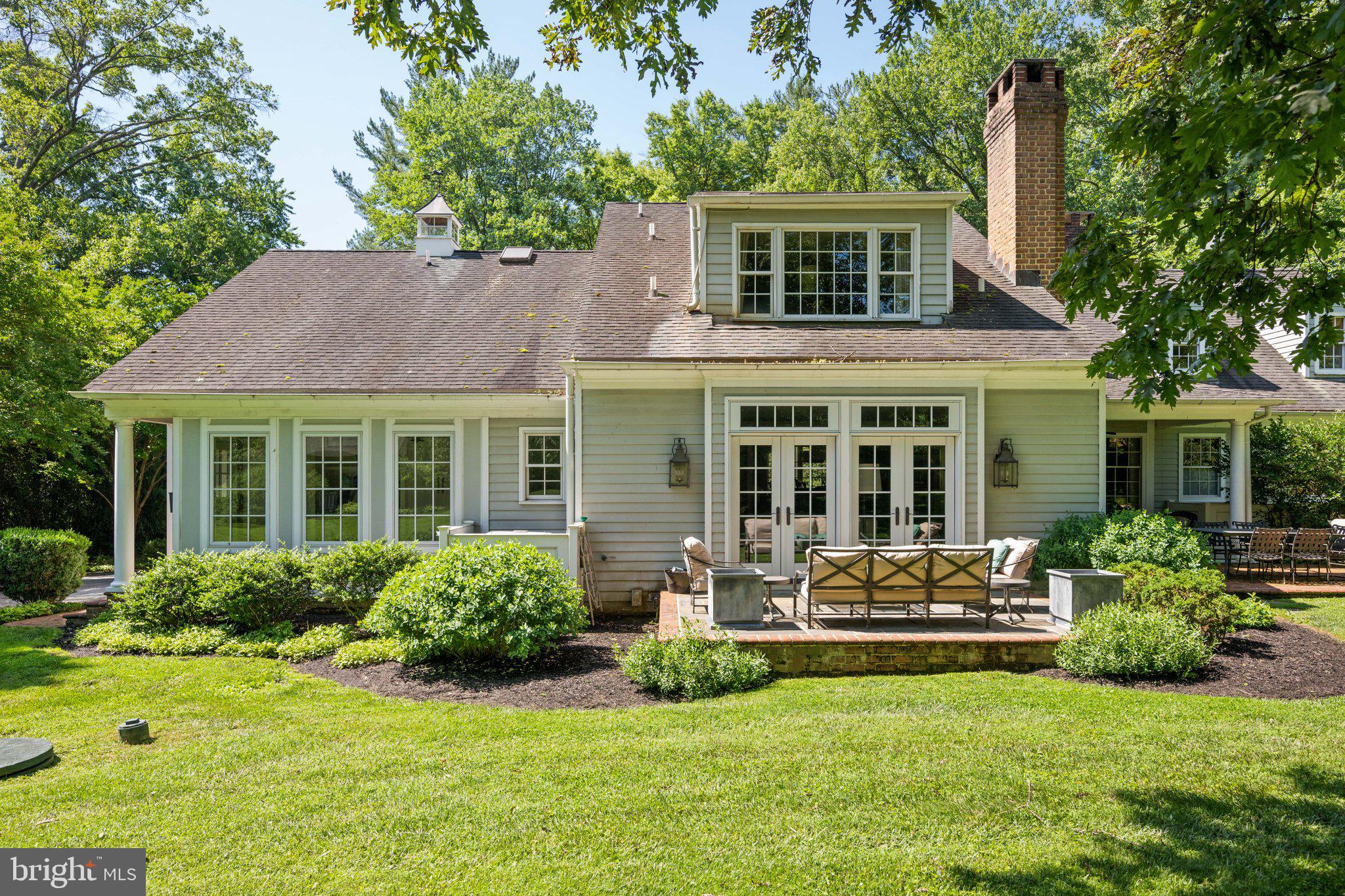 4 Chittenden Ln