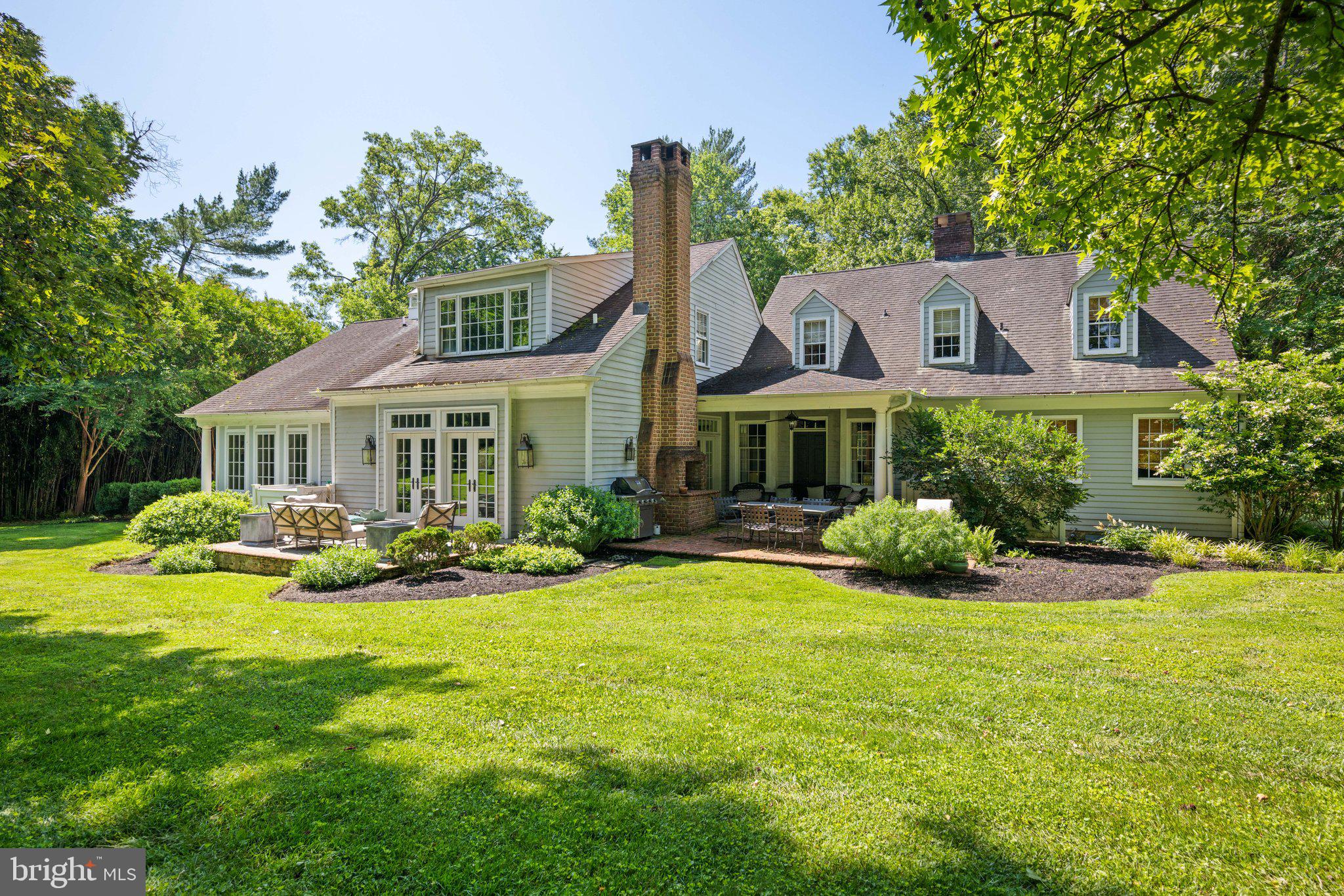 4 Chittenden Ln