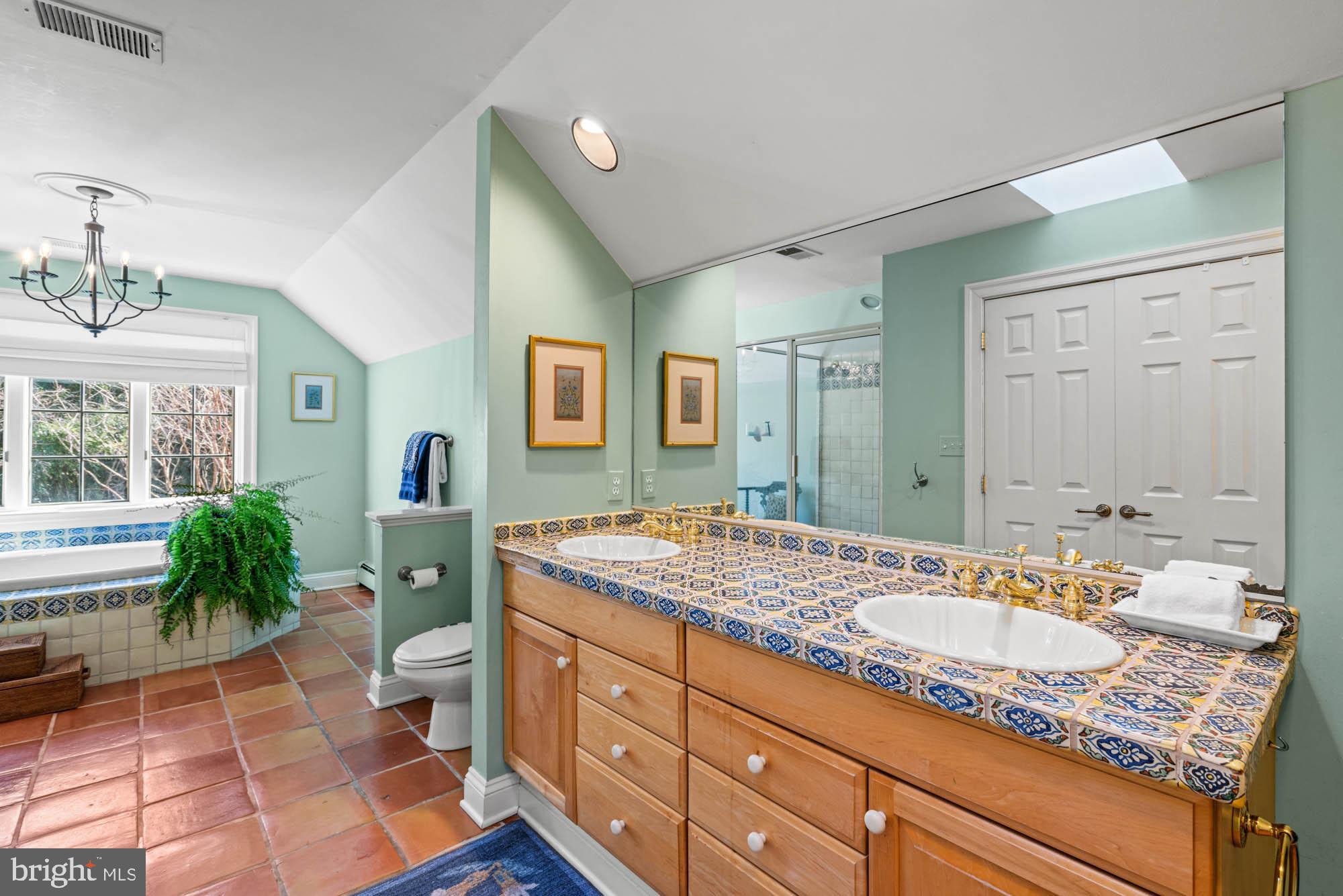 4 Chittenden Ln