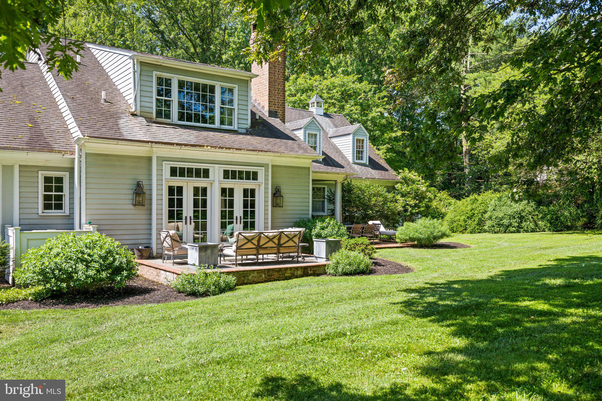 4 Chittenden Ln