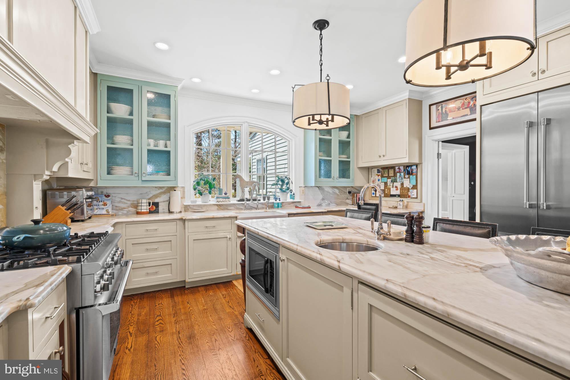 4 Chittenden Ln