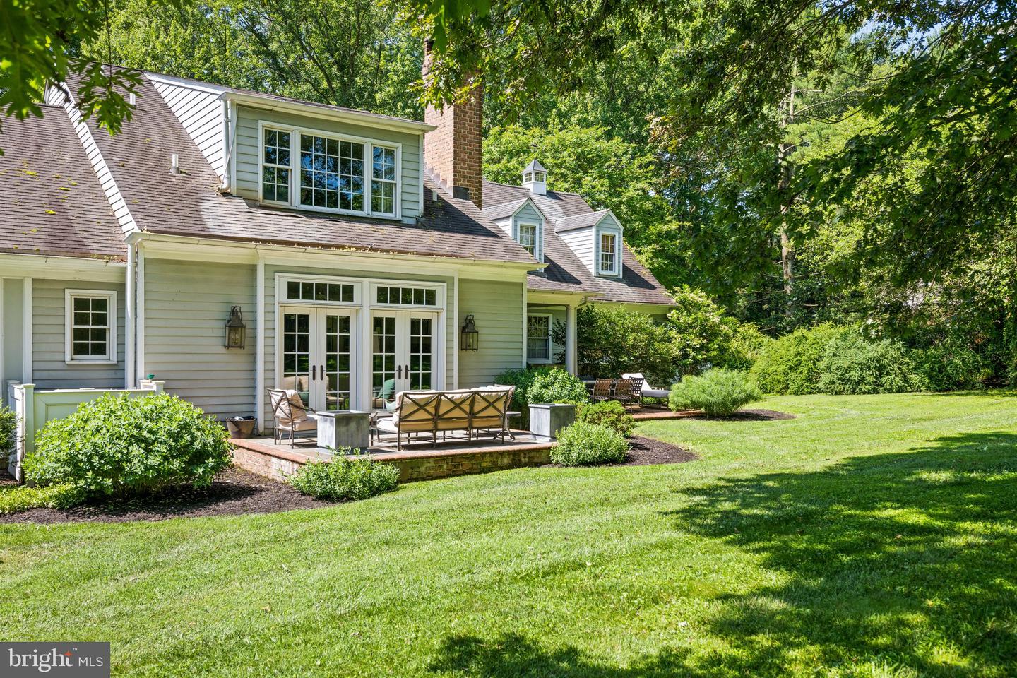 4 Chittenden Ln